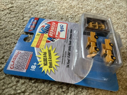 CLASSIC METAL WORKS 50286 54 FORD F-350 UTILITY TRUCK CHROME YELLOW N Scale - Picture 5 of 6