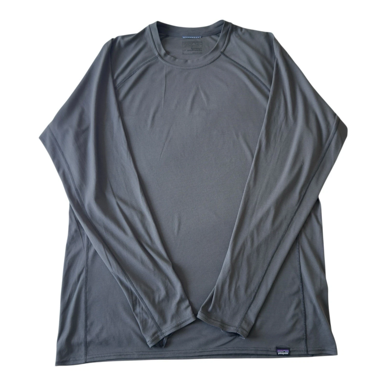 Patagonia Capilene Midweight Base Layer Shirt Mens Size XL/L Long Sleeve Gray
Opens in a new window