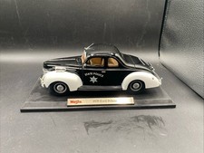  State Police 1939 Ford Deluxe Black White Maisto 1:18 diecast