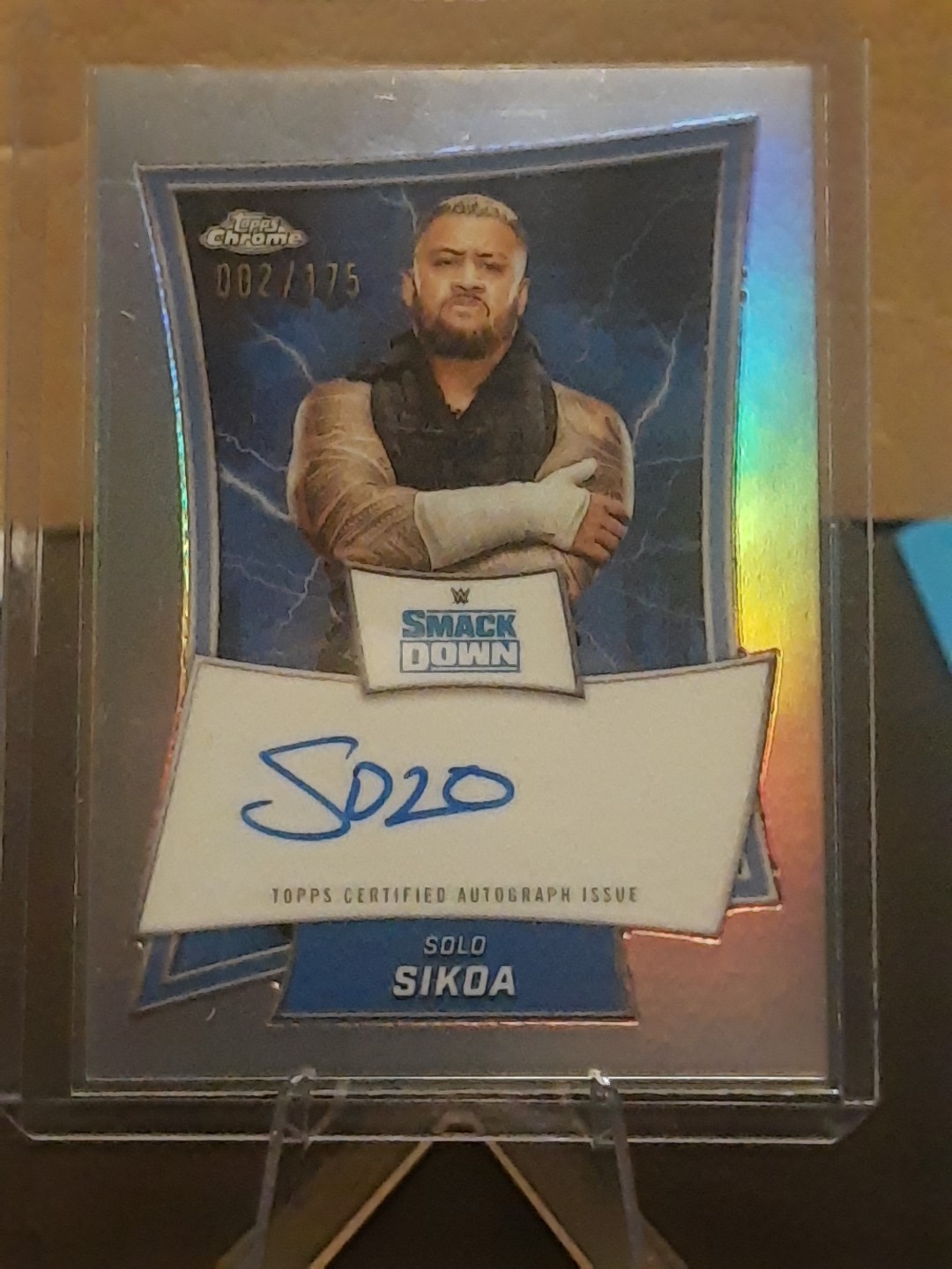 2025 Topps Chrome WWE SOLO SIKOA BLUE BRAND REFRACTOR AUTO #'d 002/175