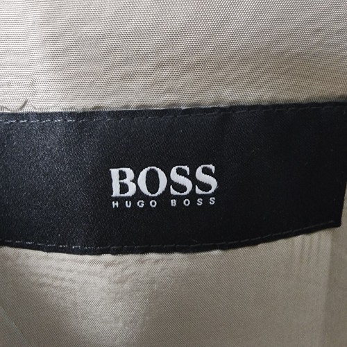 Hugo Boss 2 Piece Suit Mens 40R 34X32 Gray Stripe Double Vented Wool - Picture 7 of 13