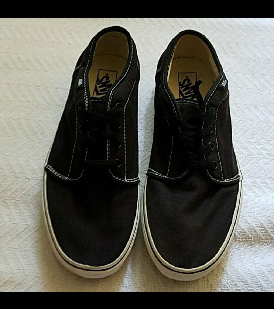 VANS Classic Black Shoes Size 11 VANS Classic Black Shoes Size 11