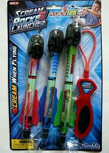 SCREAM-ROCKET-LAUNCHER-3-SCREAMING-ROCKETS-W-FINS-amp-LAUNCHER-125-FT-AGES-3-NEW