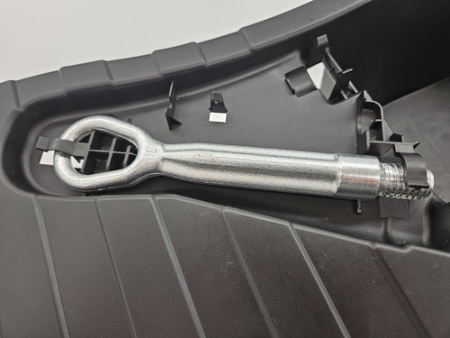 2014 - 2018 BMW X5 F15 Rear Trunk Battery Tray Box w Tow Hook 7284306 - Picture 6 of 12
