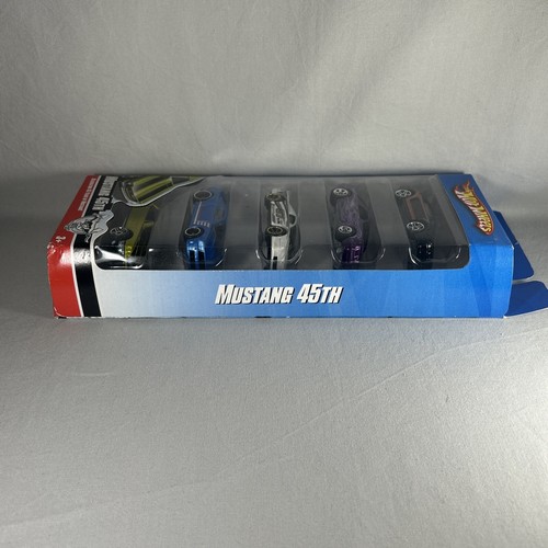Hot Wheels Mustang 45th Anniversary 5 Pack - Afbeelding 3 van 7