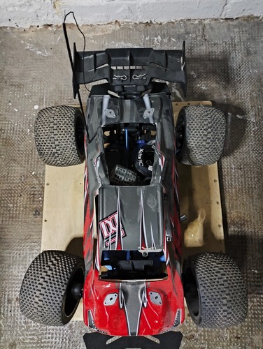 1/8 Nitro Verbrenner - Bild 2 von 19