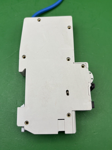 M2 M210MBRSPW B10 10A 30mA RCBO - Brand New & Boxed - Picture 3 of 4