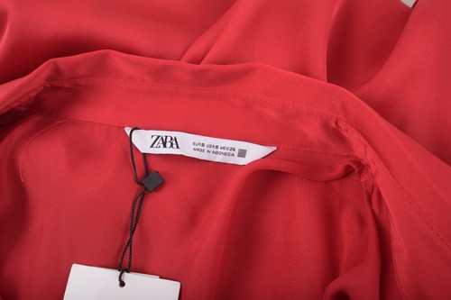 Zara Womens Satin Shirt Blouse S Red Long Sleeve Button Front 7969/242 NWT - Picture 6 of 6