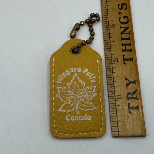 Souvenir of Canada Lucky Penny Niagara Falls Keychain, Key Chain Vintage - Picture 3 of 3