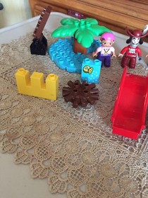 Lego Duplo 10604 Jake and the Never Land Pirates Treasure Island