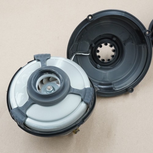 Dyson 911666-01 SDS1301GND Motor With Buckets For DC25 Used - Picture 15 of 17