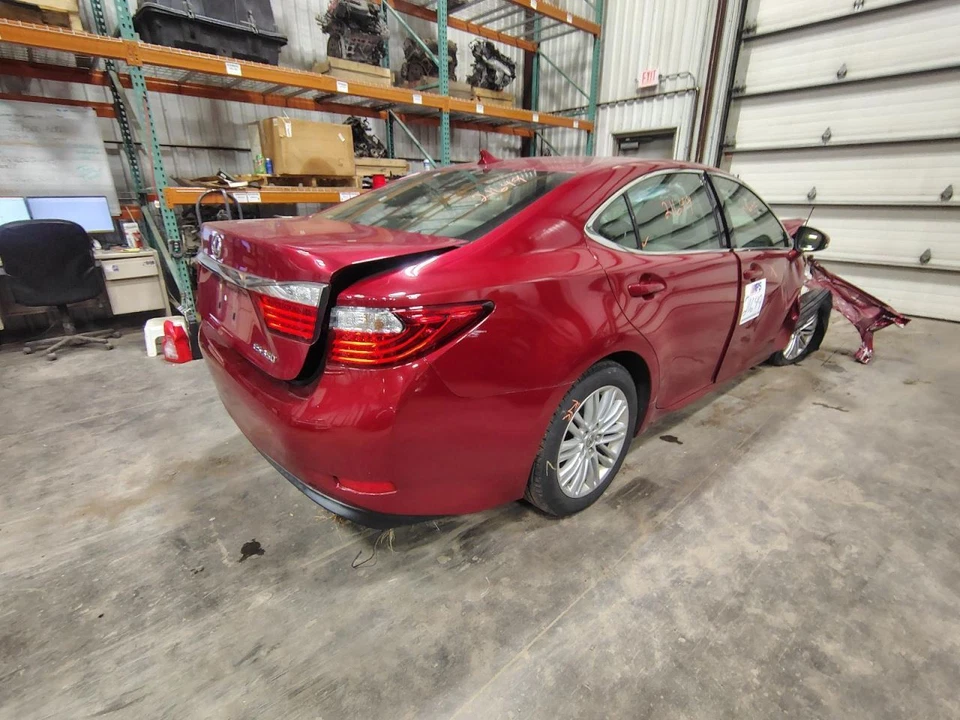 13 - 13 LEXUS ES350 Radio E827124 - Image 4 of 4