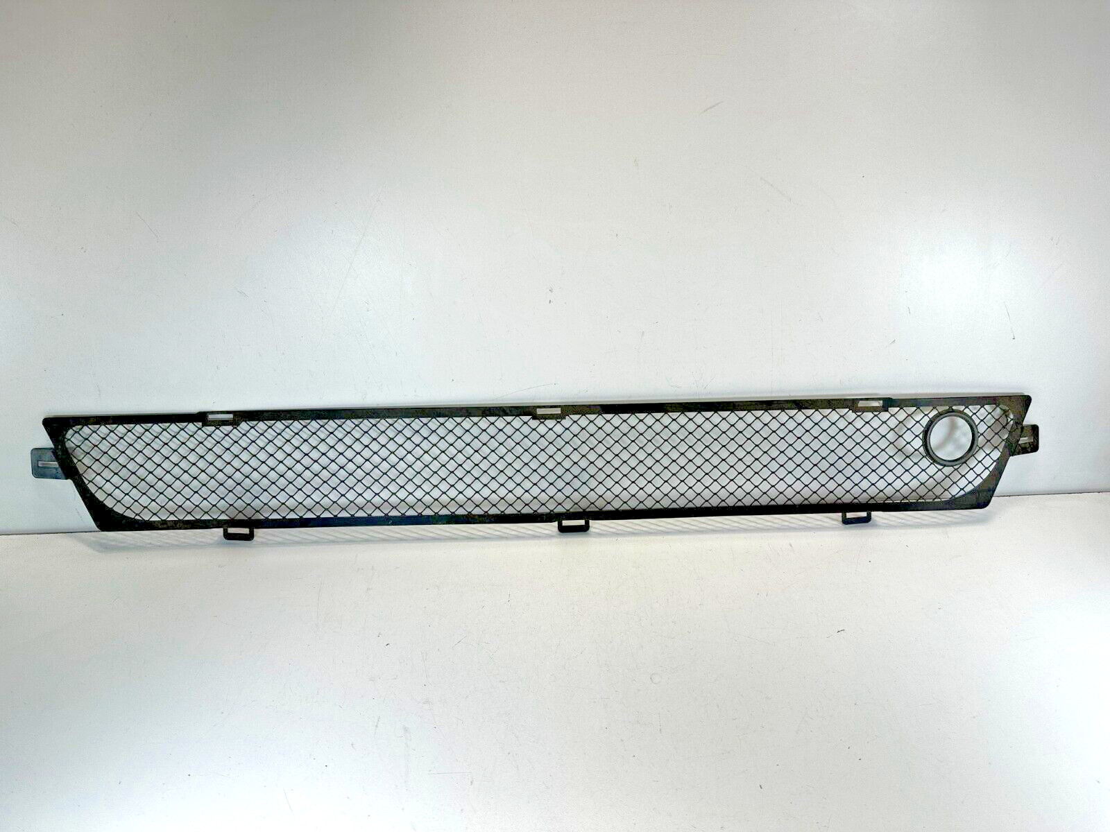 2006 - 2009 2010 2011 ASTON MARTIN V8 Vantage Front Bumper Lower Mesh Grille OEM