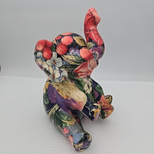 Vintage LaVie Elephant Ceramic Pansy/berry Patterns - Picture 4 of 5
