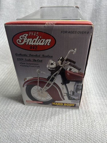 Vintage Tootsietoy 1942 Indian 442 Detailed Replica Motorcycle 1/10th Scale NIB - Picture 3 of 19
