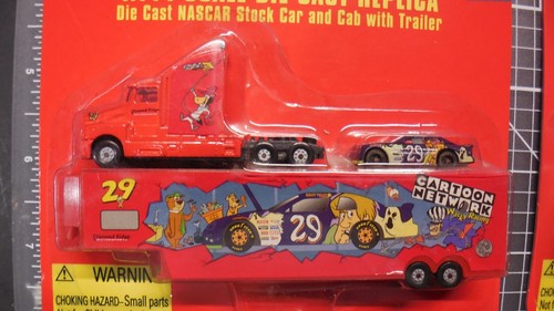 Racing Champions 1997 1:144 Cartoon Network & Aqua Fresh Car, Cab w/ Trailer Lot - Picture 3 of 6