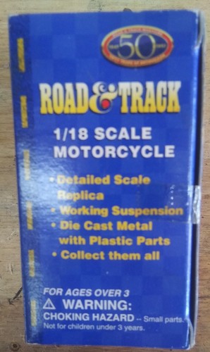 1:18 Maisto Indian classic motorcycle green - Picture 2 of 3
