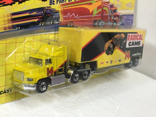 1992 Matchbox SUPER RIGS ~ FORD AEROMAX ~ RADICAL CAMS LOW BED TRAILER ~ MOC - Picture 4 of 7