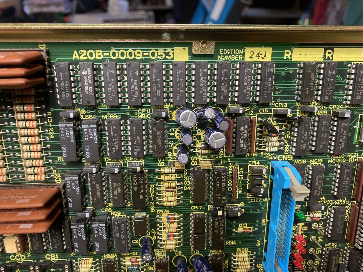 s-l1200.jpg s-l1200.jpg