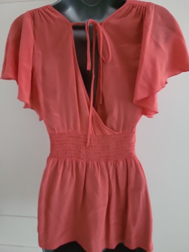 Warehouse Blush Pink 100% Silk Short Flutter Sleeved Blouse Size 8 - Picture 9 of 10