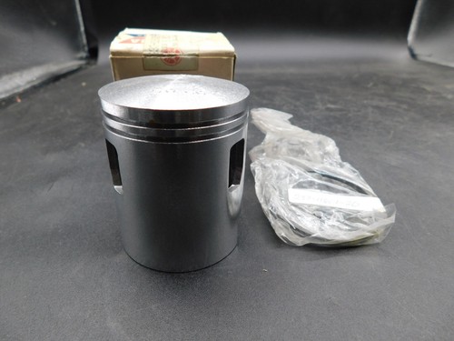 NOS OEM Piston & Rings, +.50, 2nd Over, 1967 1968 Yamaha YCS1 YCS1C 237-11636-00 - Picture 3 of 4