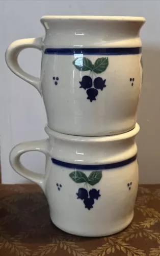 VTG Hartstone Pottery Blueberries Mugs Set Of 2 Excellent