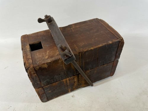 Rare 16" Antique Primitive Handmade Carve Wood Tobacco Crank Cutter Grinder Mill - Picture 6 of 12