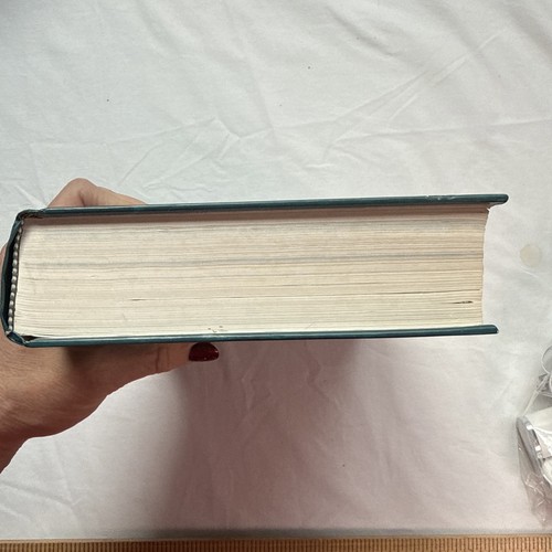 NIV Life Application Study Bible Hardcover, Tyndale No Markings or Highlights - Picture 9 of 13