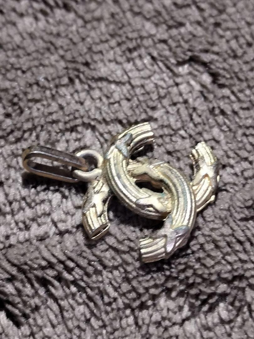 CHANEL　pendant top　ココマーク　vintage　ネックレス＠ Chanel Coco Mark Vintage Pendant Necklace Top Only 20-30