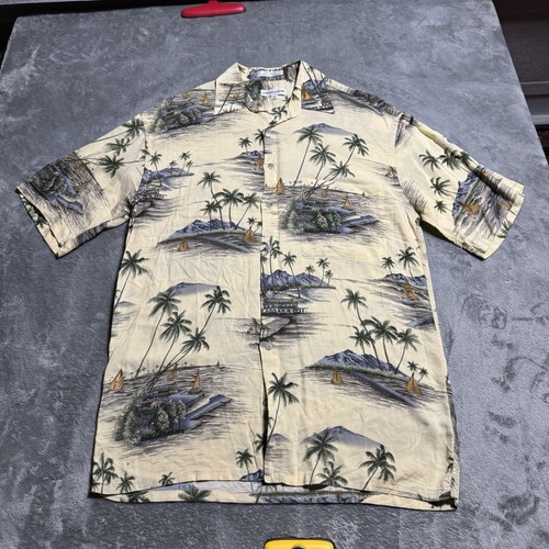 Vintage PIERRE CARDIN Beige RAYON Hawaiian Shirt Mens Sailing Palm Tree Size S - Picture 2 of 6