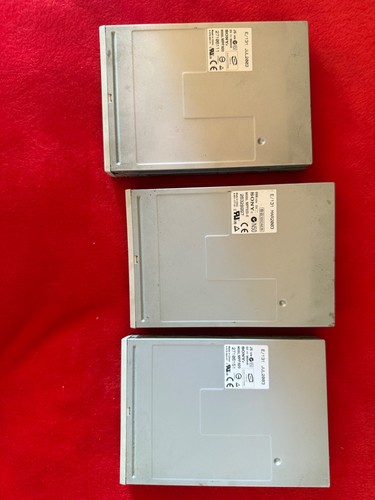 Sony floppy disk drive - Picture 2 of 3