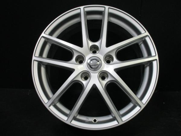 JDM Kicks Juke Nissan Estilo 7J-17+45 114.3silver dunlop