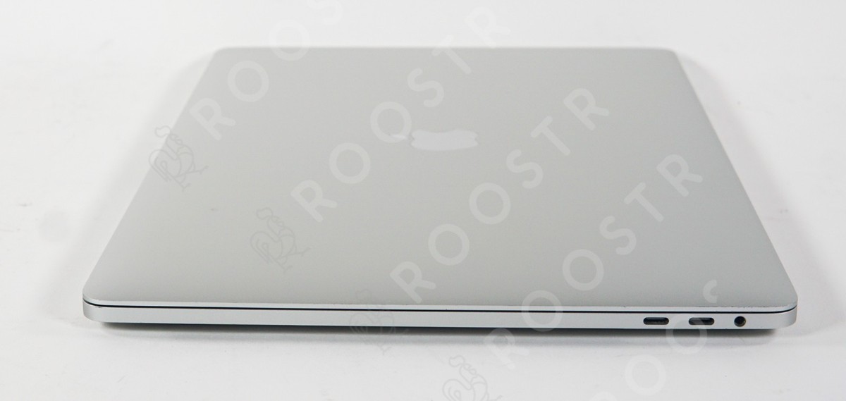 Apple MacBook Pro (256GB SSD, Intel Core i7 7th Gen. 2.7GHz