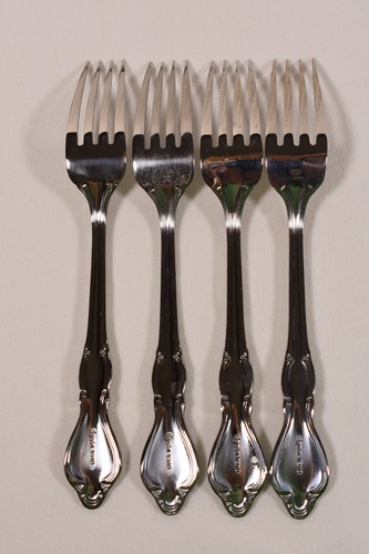 Spode Christmas Tree Flatware by Wallace 20 Piece Service For 4 18/10 Stainless - Picture 5 of 18