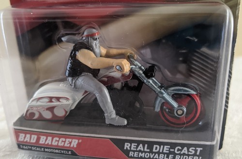 2011 Hot Wheels Motorcycles - BAD BAGGER w/ RIDER White & Red