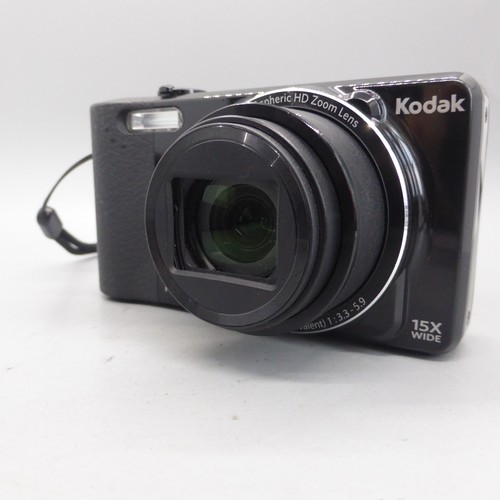 Kodak Digital Camera PixPro FZ151 16.1MP Black Tested - Picture 2 of 10