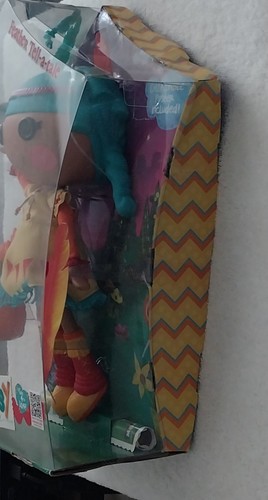 Neu im Karton Lalaloopsy volle Größe Puppe Feder Tell-a-Tale BESCHÄDIGTE BOX SIEHE BILDER  - Bild 3 von 7