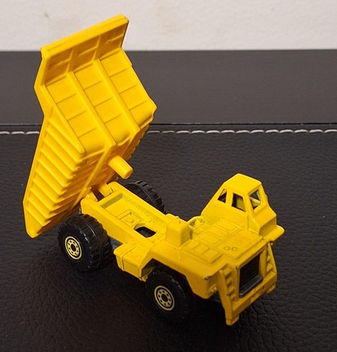 Vintage 1979 Mattel Hot Wheels Caterpillar Yellow Dump Truck Malaysia - Picture 3 of 4
