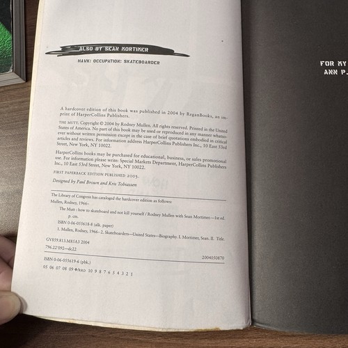 The Mutt: How to Skateboard and Not Kill Yourself - Mullen, Rodney - Paperback - Picture 3 of 8
