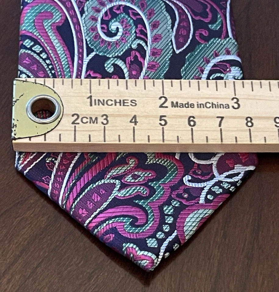 Barcelona Pink Green 100% Polyester Men’s Neck Tie Made In China - Image 4 of 4