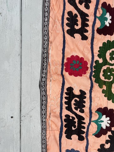 Pfirsich Vintage Suzani bestickt Mitgift Wandbehang Zentralasiatisch Usbekisch - Bild 11 von 13
