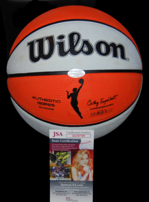 NANCY LIEBERMAN signed (DALLAS DIAMONDS) WNBA Rubber basketball