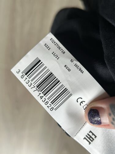Quiksilver T Shirt Medium Doing Fine Since '69 T-Shirt Tee Top Black Neon Print - Picture 10 of 10