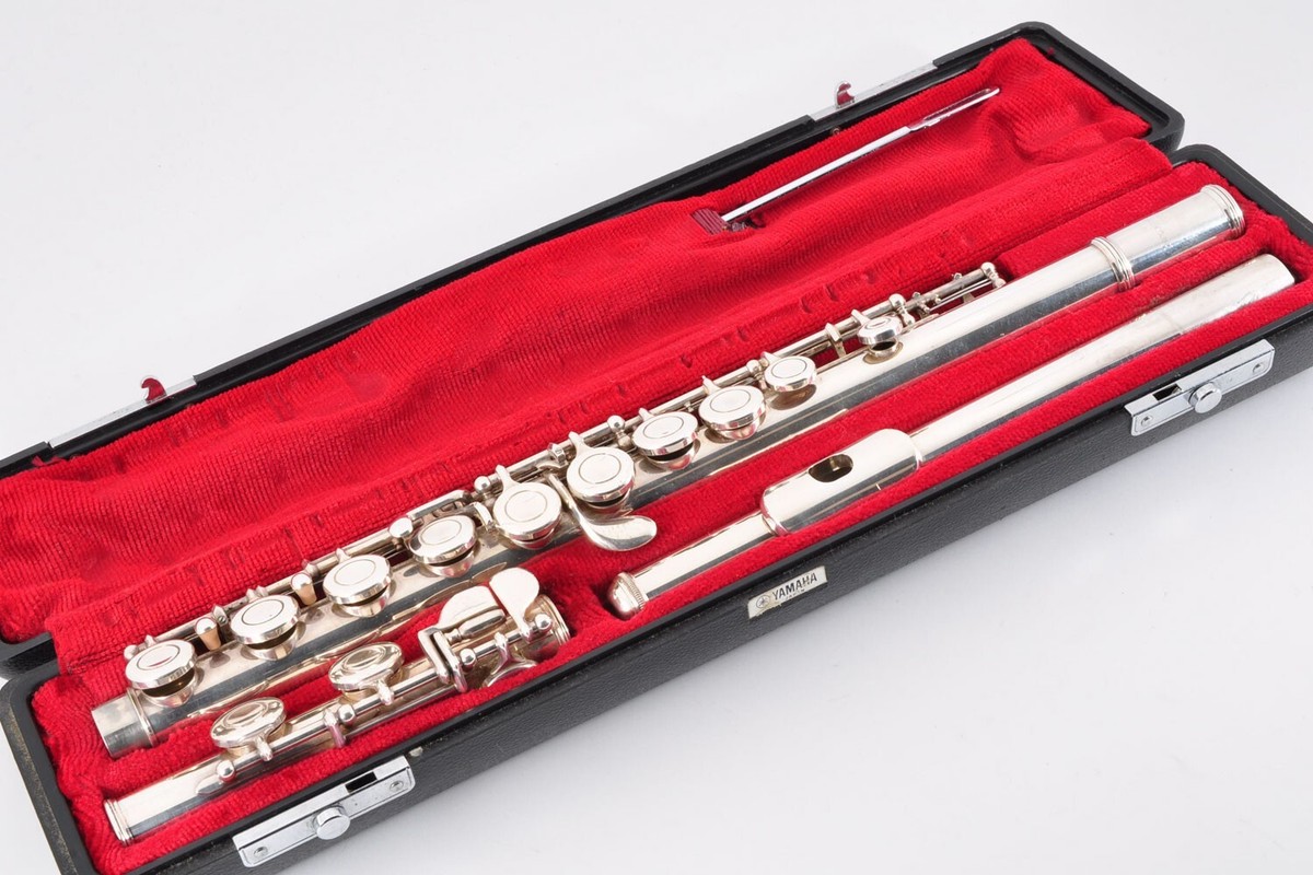 YAMAHA ヤマハフルート 311 【美品】銀メッキ カバードキー YAMAHA ヤマハフルート 311 【美品】銀メッキ カバードキー