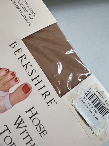 Berkshire Hose Without Toes Ultra Sheer Pantyhose Control Top Sz 2 Natural Tan - Picture 9 of 20