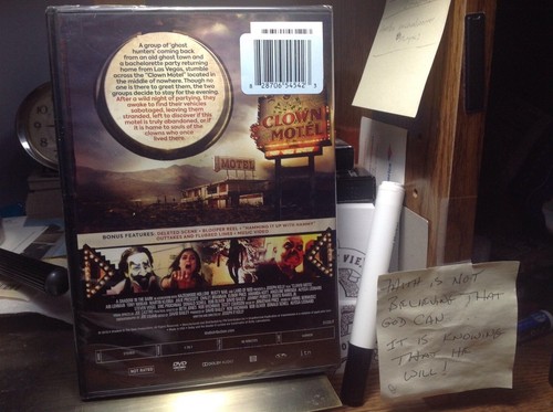 NIP! "CLOWN MOTEL" DVD 2018 MARTIN KLEBBA, TONY MORAN *HORROR* ARI LEHMAN SEALED - Picture 2 of 3