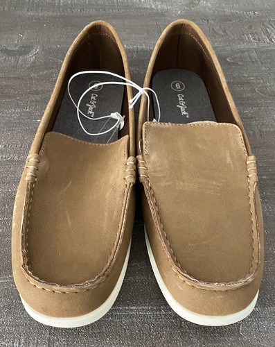 Boys' Alden Faux Suede Slip-On Loafers Cognac - Cat & Jack - SIZE 6 New - Picture 2 of 5