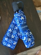 Daisy blue Umbrella, Catherine Malandrino, Auto Open, 46 inch coverage