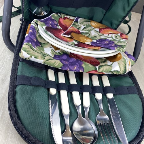 PICNIC TIME Inc Green Backpack w/ Stool - plates utensils tablecloth napkin etc - Picture 2 of 7