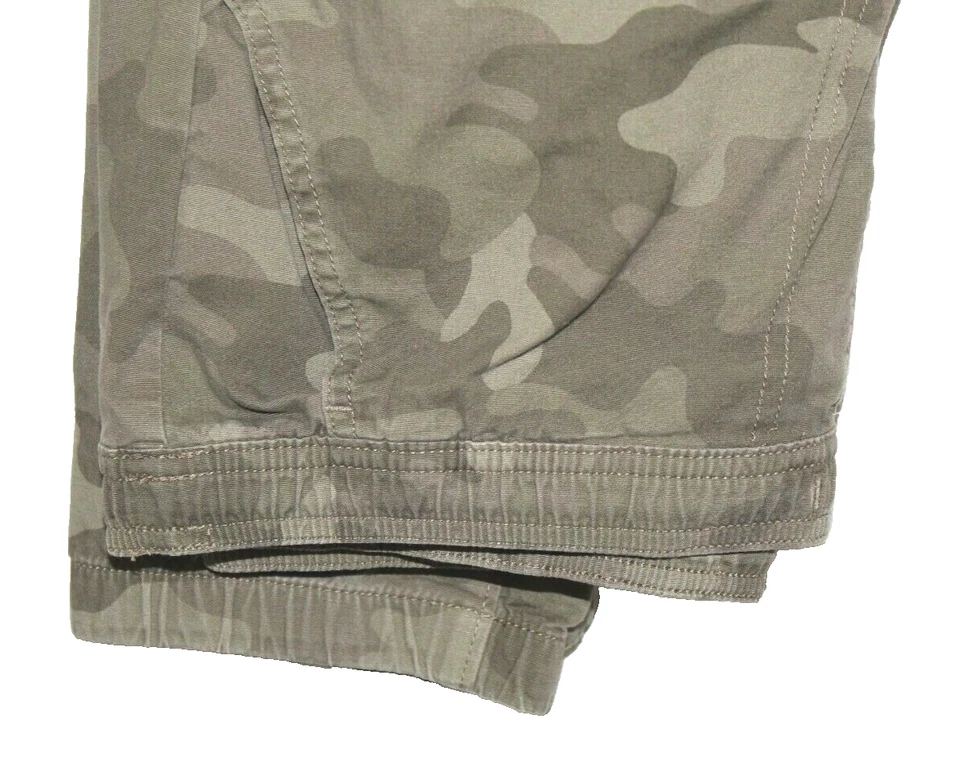 Lands End Camouflage Boys Pants Elastic Waistband Pull On Drawstring Green Wood - Image 2 of 3